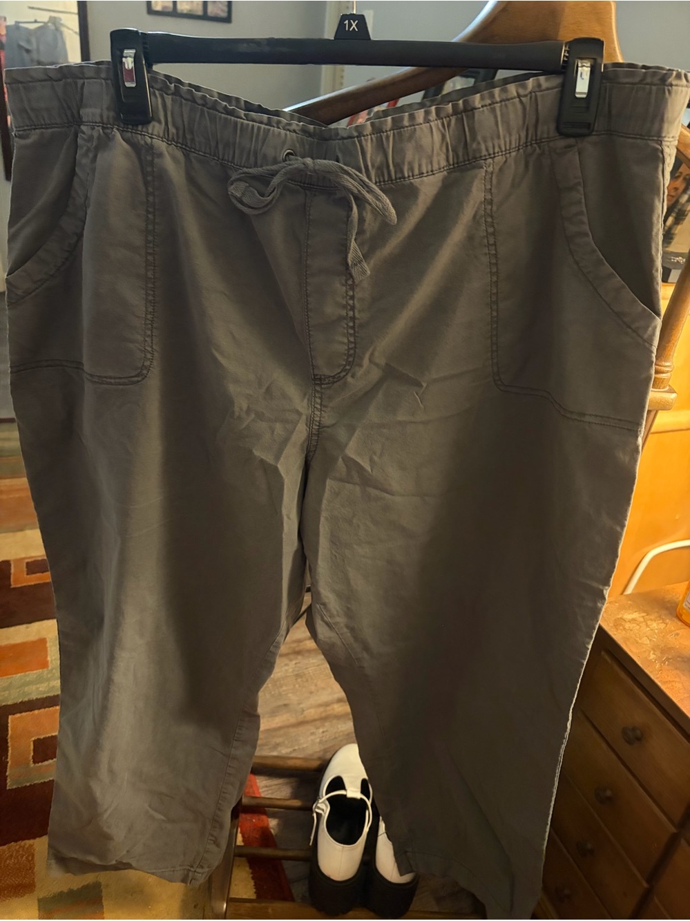 Women’s drawstring Casual Pants in Dark Gray